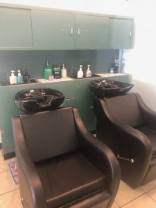 oc-barber-day-spa-inside-picture-3