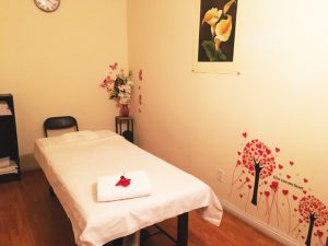 charmin-spa-massage-room